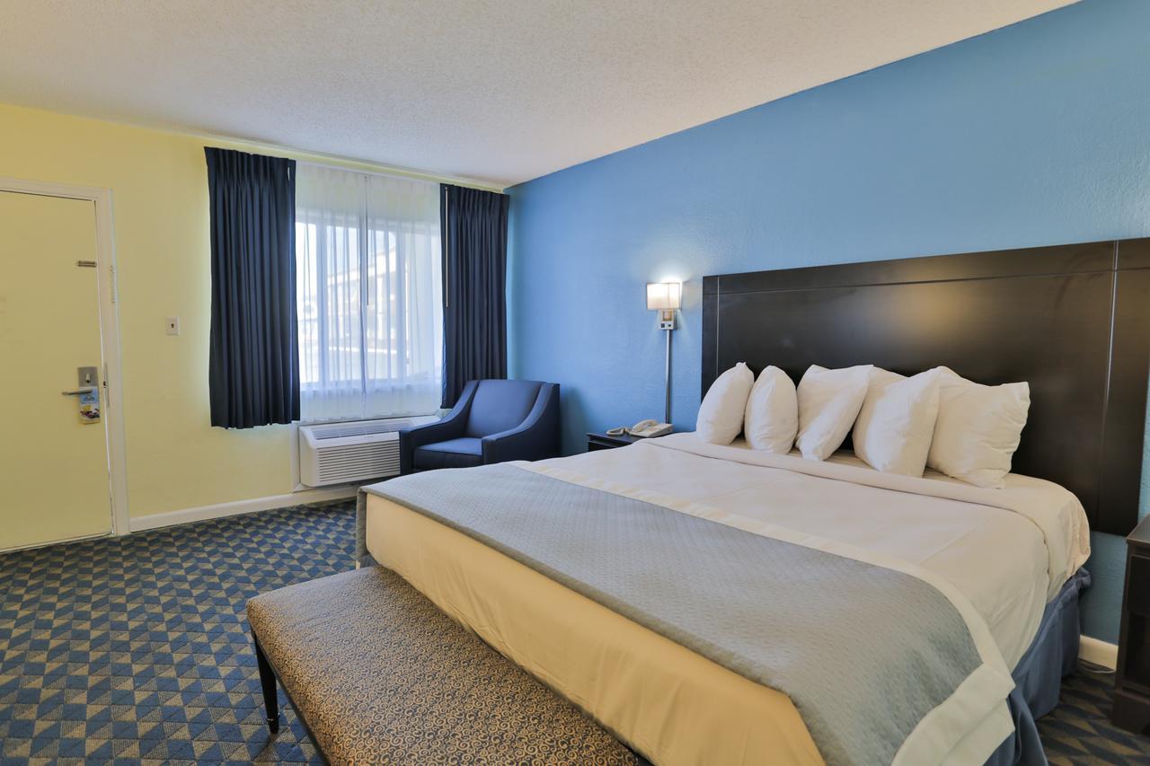 Days Inn By Wyndham Wrightstown Mcguire Afb Bordentown Eksteriør billede